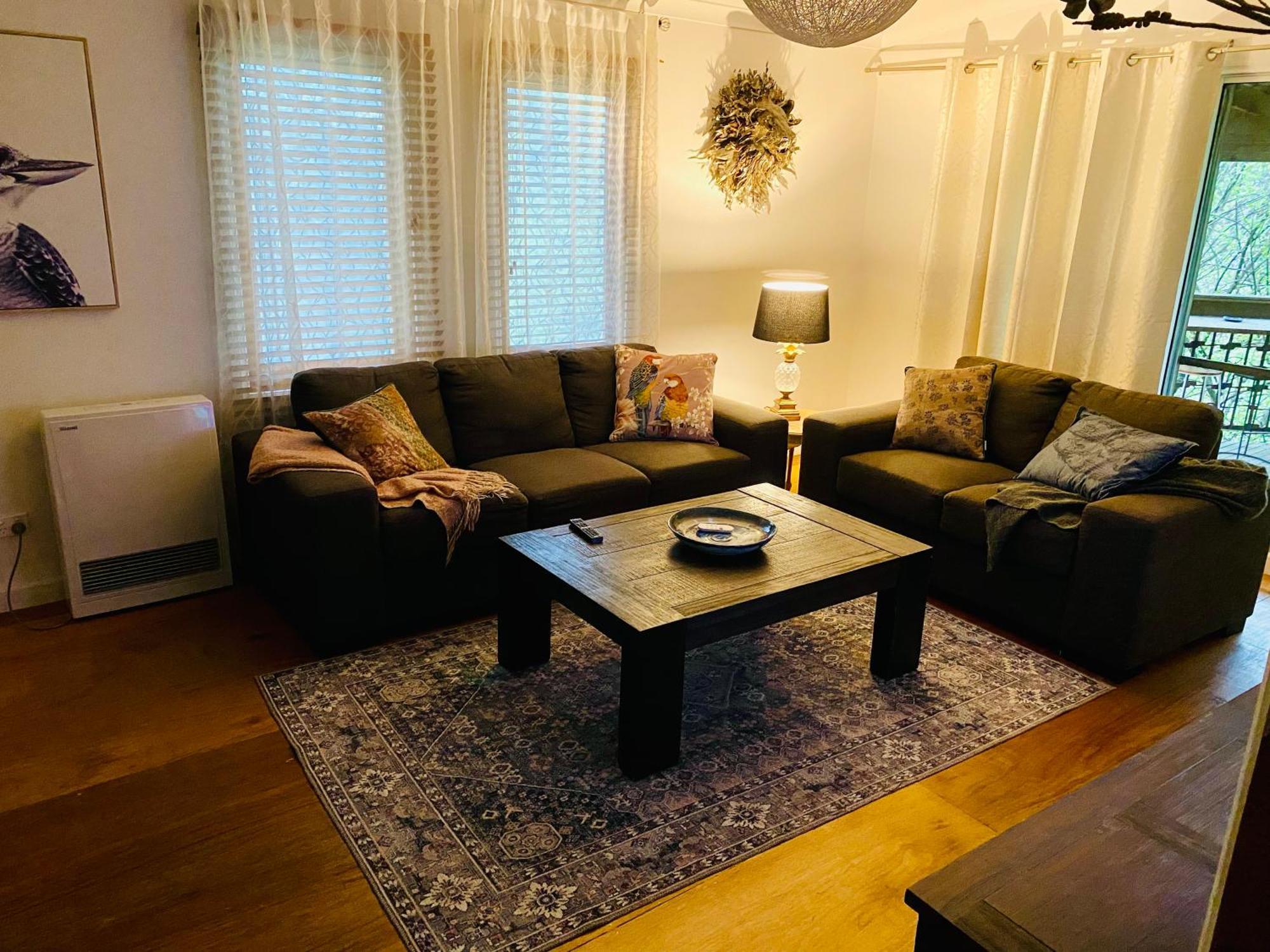 ซัตตัน สปริง อาร์ต รีทรีตส์ Apartment เดลส์ฟอร์ด ห้อง รูปภาพ